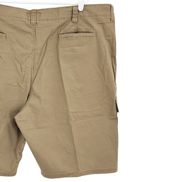 Wrangler Men's Relaxed Fit Low Stretch Brown Cargo Shorts Size 48 Inseam 10" NWT - Picture 4 of 11
